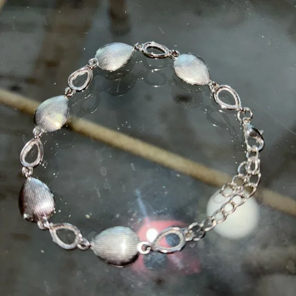 Multicolor Teardrop Crystal Bracelet - Elegant Silver Tone - Picture 6 of 7